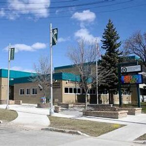 Complete view of Vincent Massey Collegiate (Winnipeg, Manitoba)